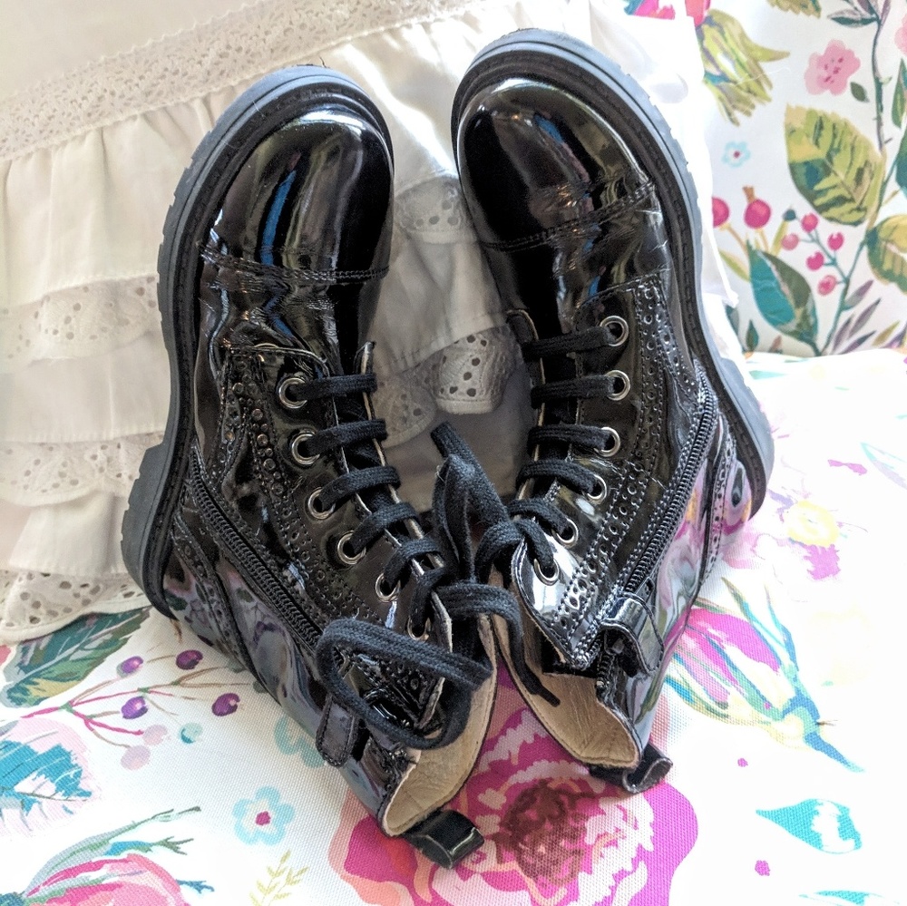 Naturino Black Pantent Leather Brogue Combat Boots